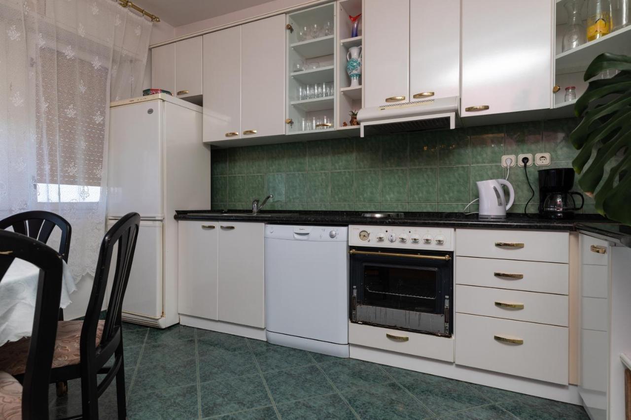 Apartments with a parking space Sumpetar, Omis - 9436 Bagian luar foto