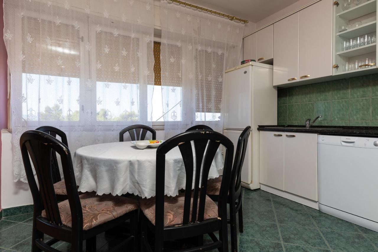 Apartments with a parking space Sumpetar, Omis - 9436 Bagian luar foto
